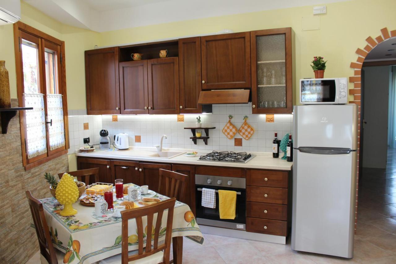 La Nina Apartment Таормина Екстериор снимка