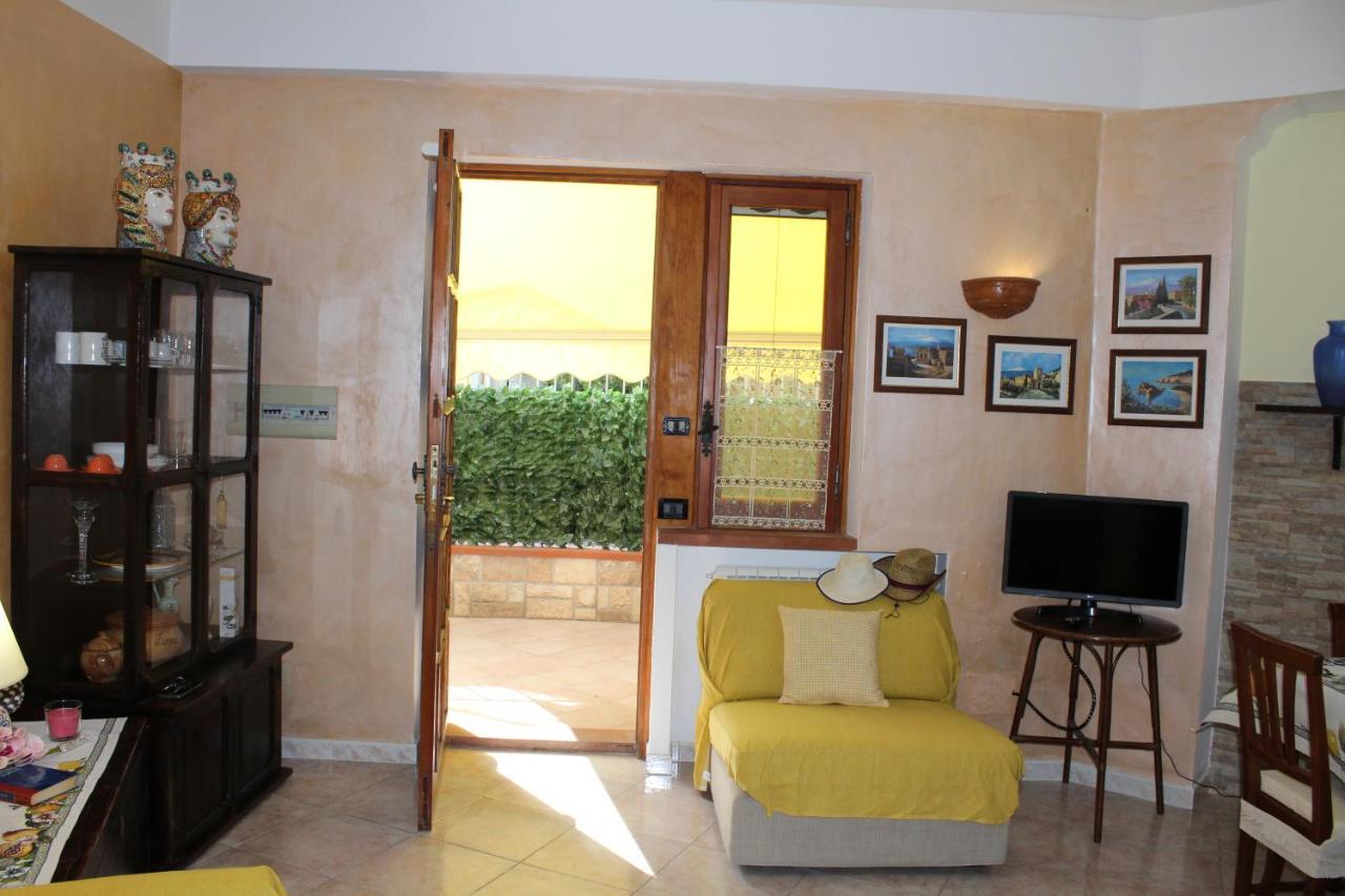 La Nina Apartment Таормина Екстериор снимка