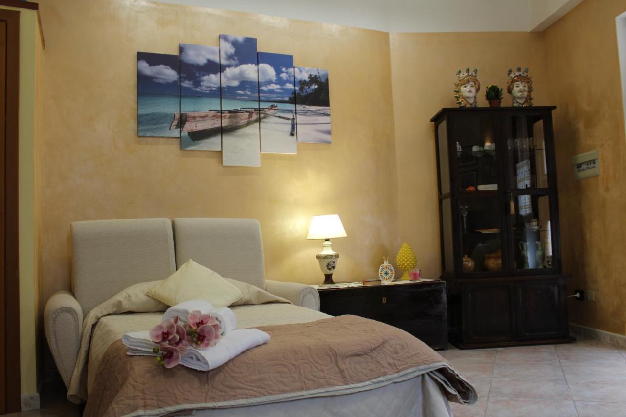 La Nina Apartment Таормина Екстериор снимка